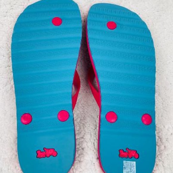 Coach Signature C Flip Flops - Picture 7 of 12